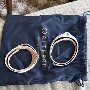 Alterre Interchangeable Shoe Straps - White